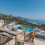 Triscele 10, Emma Villa Giardini-Naxos