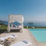 Triscele 10, Emma Villa *