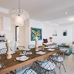 Triscele 10, Emma Villa Giardini-Naxos