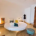 Triscele 10, Emma Giardini-Naxos