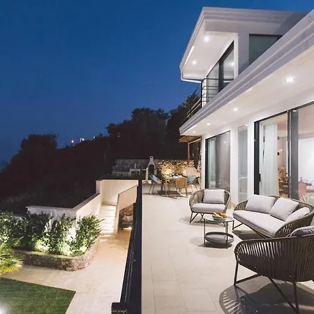 Triscele 10, Emma Giardini Naxos