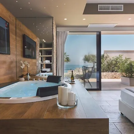 Triscele 10, Emma Βίλα *