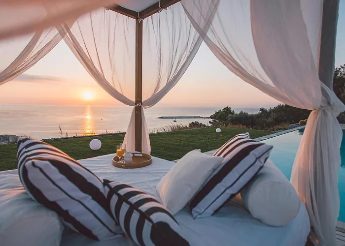 Triscele 10, Emma Giardini Naxos