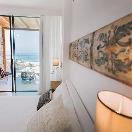 Villa Triscele 10, Emma *