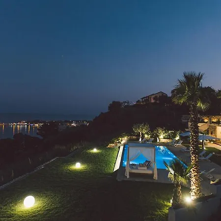 Villa Triscele 10, Emma