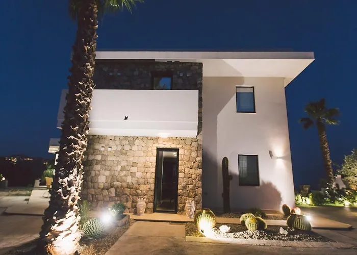 Triscele 10, Emma Villa *