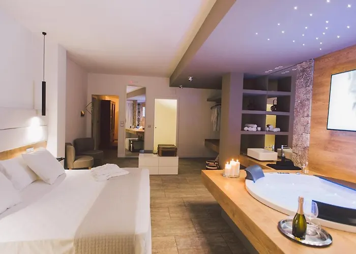 Villa Triscele 10, Emma