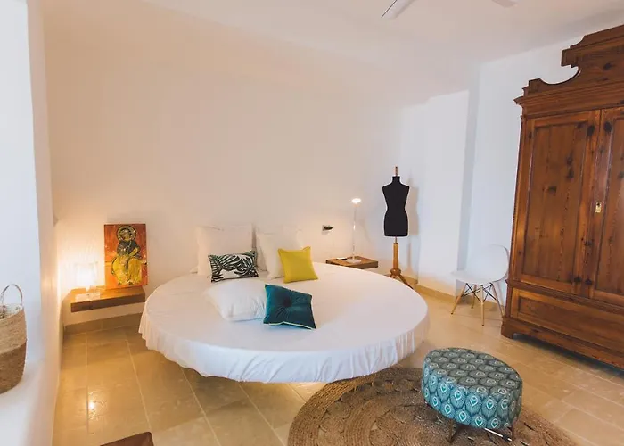 Triscele 10, Emma Giardini Naxos