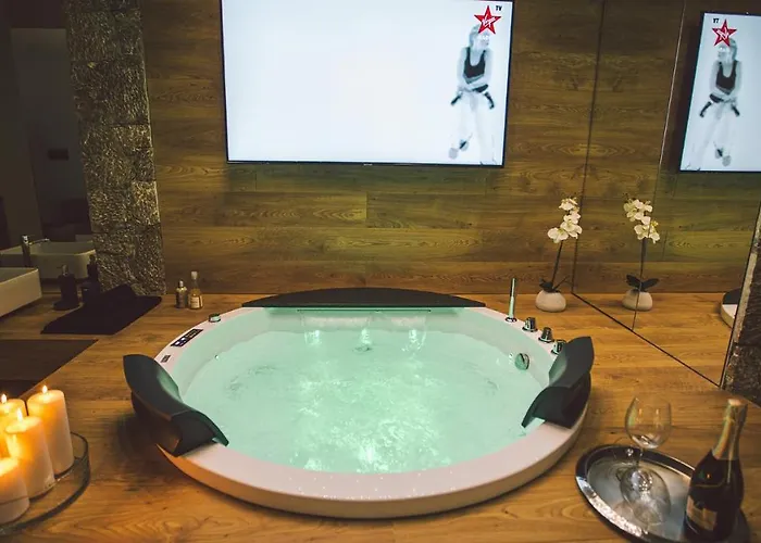 Villa Triscele 10, Emma