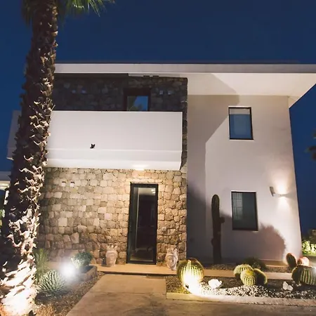 Triscele 10, Emma 别墅 *