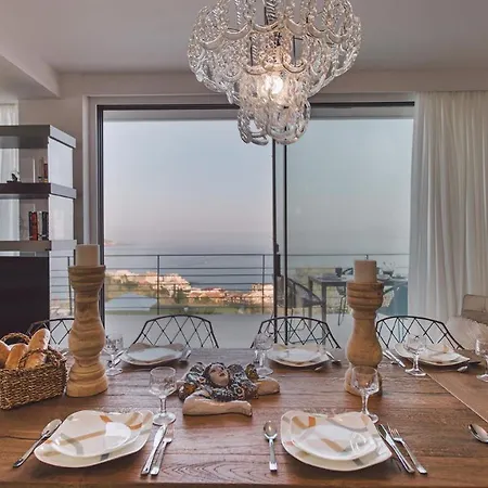 别墅 Triscele 10, Emma *