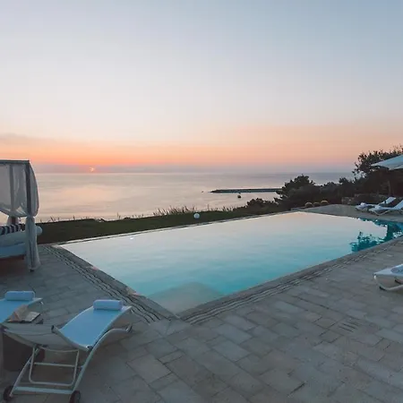 别墅 Triscele 10, Emma *