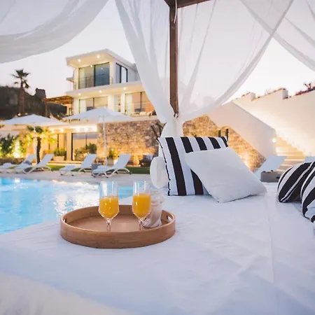 别墅 Triscele 10, Emma *